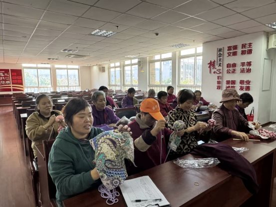 0b7ff6ae8fe9930a1f2ab2ab8080d263